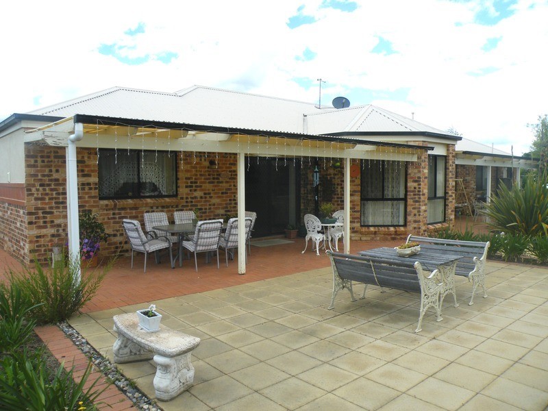 1 Kerr Place, Bathurst NSW 2795