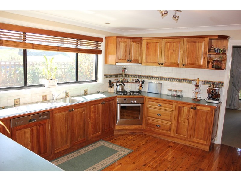 27 Country Way, Bathurst NSW 2795