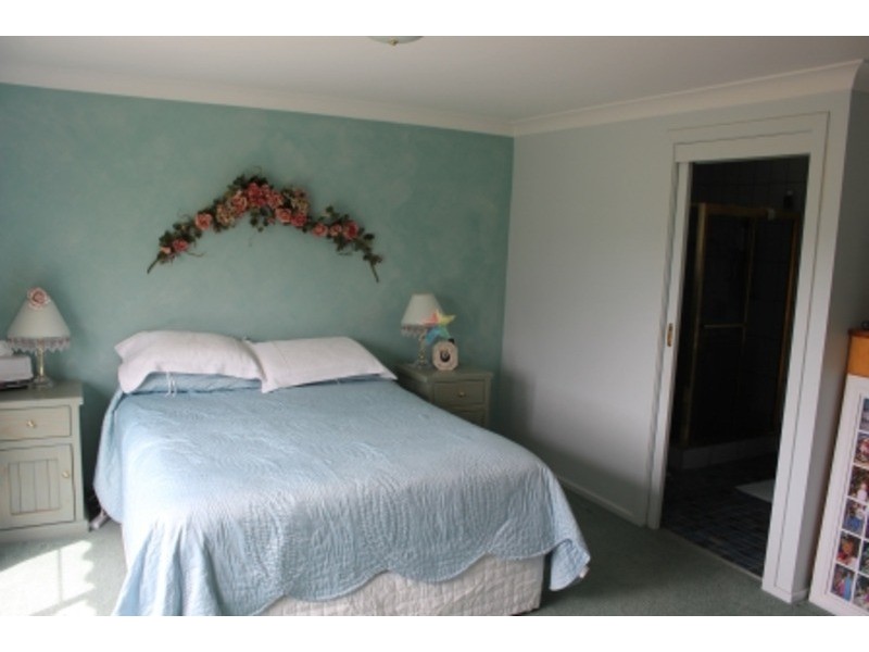 10 Wingeretta Close, Bathurst NSW 2795
