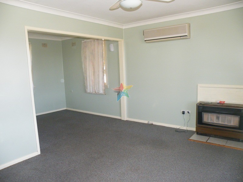 14 Lloyds Road, Bathurst NSW 2795