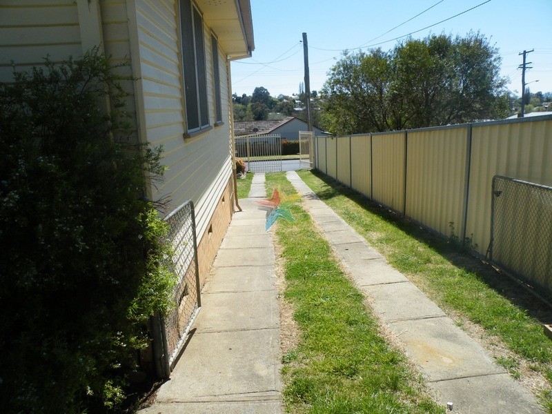 14 Lloyds Road, Bathurst NSW 2795