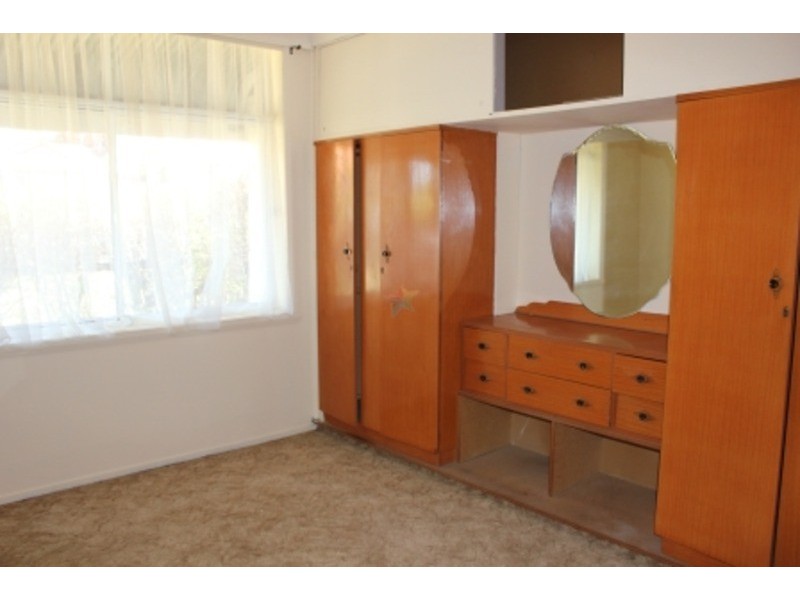 135  Lambert  Street, Bathurst NSW 2795