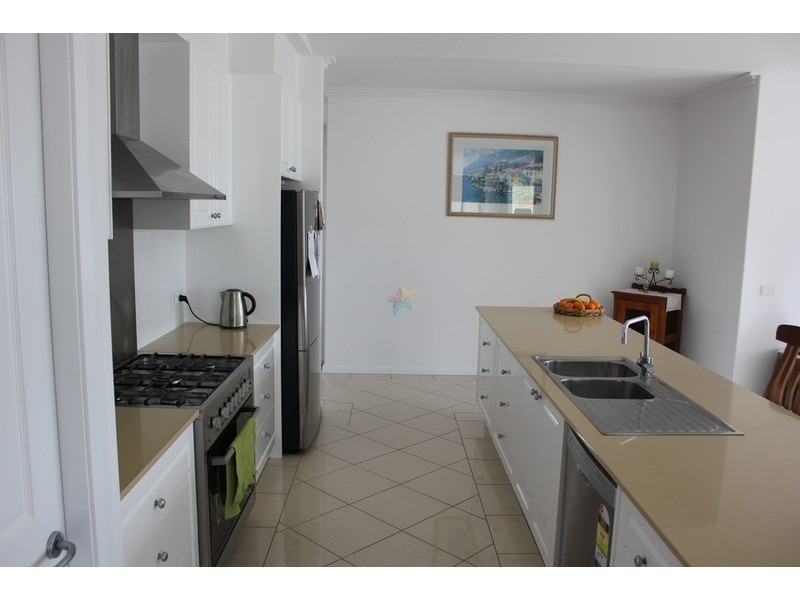 22 Robindale Court, Bathurst NSW 2795