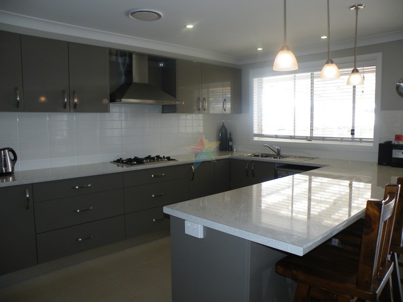 30 Cheviot Drive, Bathurst NSW 2795