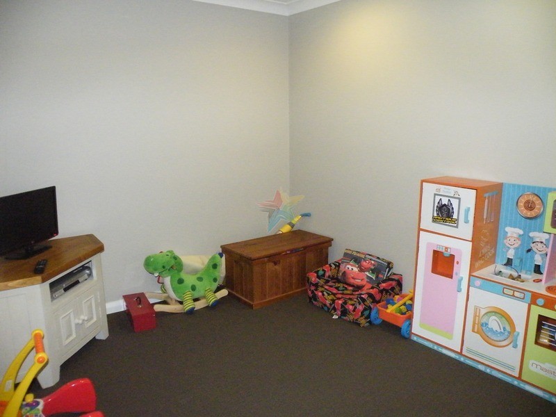 30 Cheviot Drive, Bathurst NSW 2795