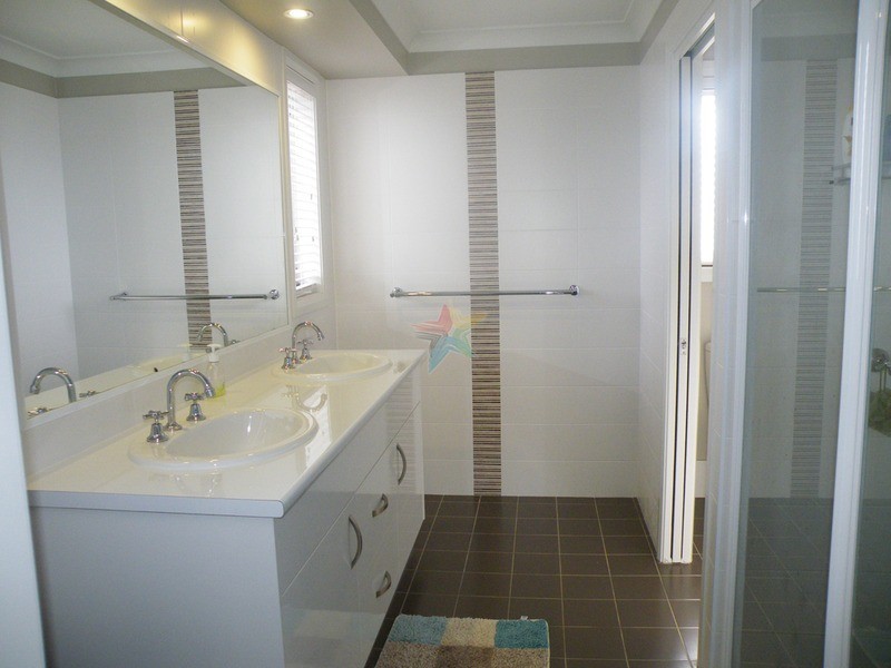 30 Cheviot Drive, Bathurst NSW 2795