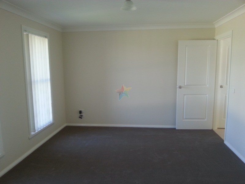 11 Oliver Street, Blayney NSW 2799