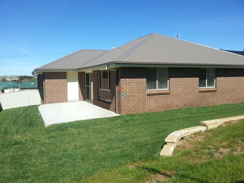 11 Oliver Street, Blayney NSW 2799