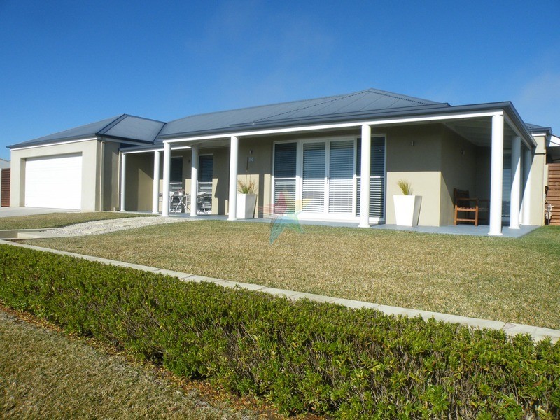 14 Carlyle Avenue, Bathurst NSW 2795