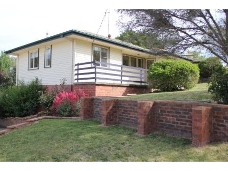 16 White  Street, Bathurst NSW 2795