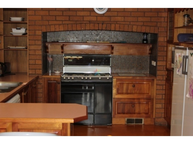 40 Gowrie Walk, Bathurst NSW 2795