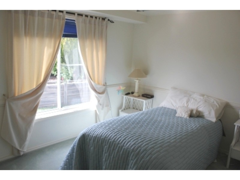 15 Cherrywood Crescent, Bathurst NSW 2795