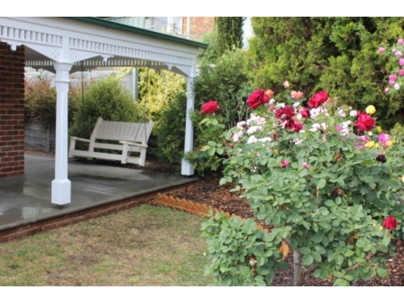 15 Cherrywood Crescent, Bathurst NSW 2795