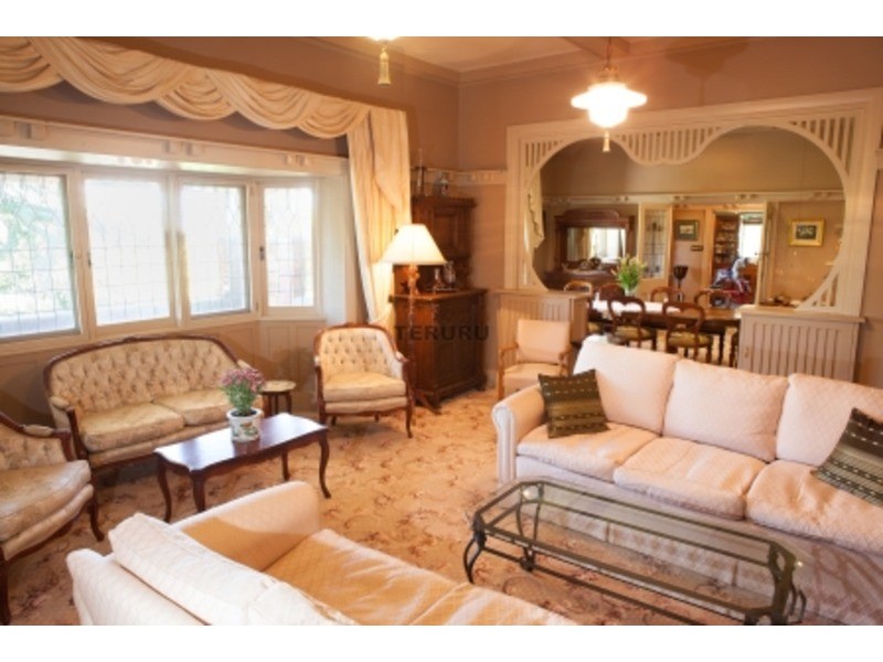 383 Russell Street, Bathurst NSW 2795