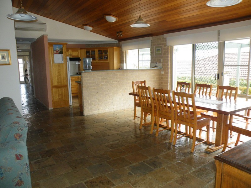8 Dale Place, Bathurst NSW 2795