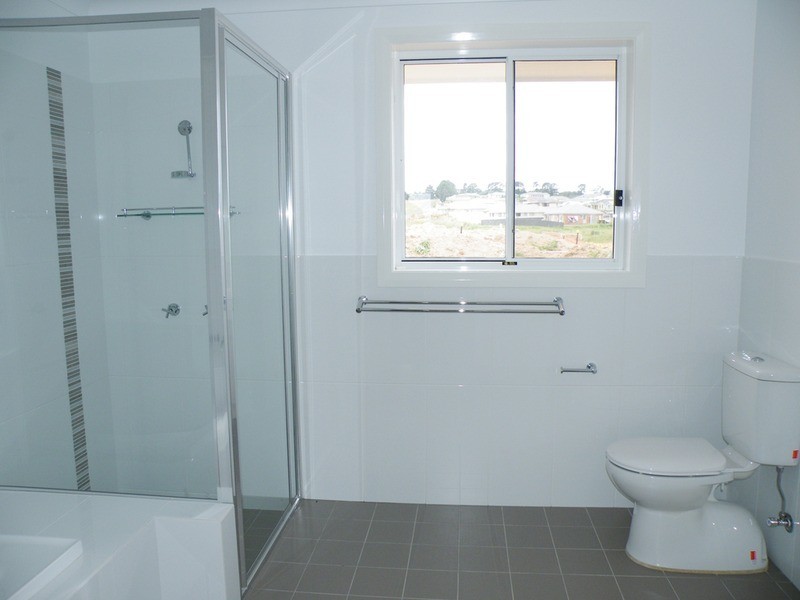 1 She Oak Close, Bathurst NSW 2795