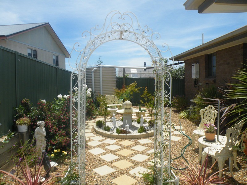 26a  Darwin  Drive, Bathurst NSW 2795