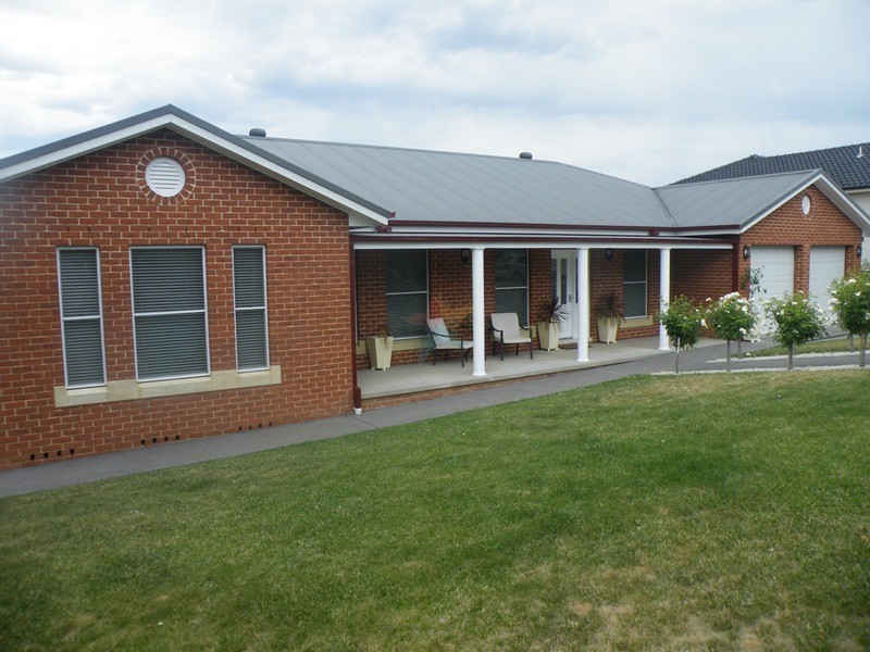 50 Ilumba  Way, Bathurst NSW 2795