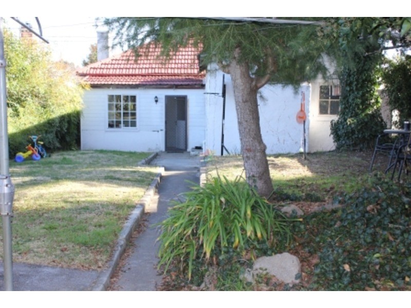 21 Blandford Street, Bathurst NSW 2795