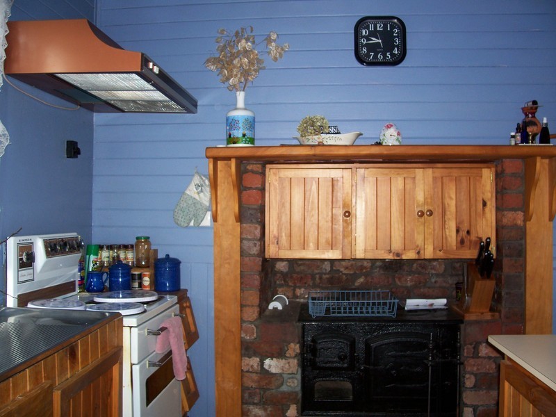 21 Lennox  Street, Cornwall TAS 7215