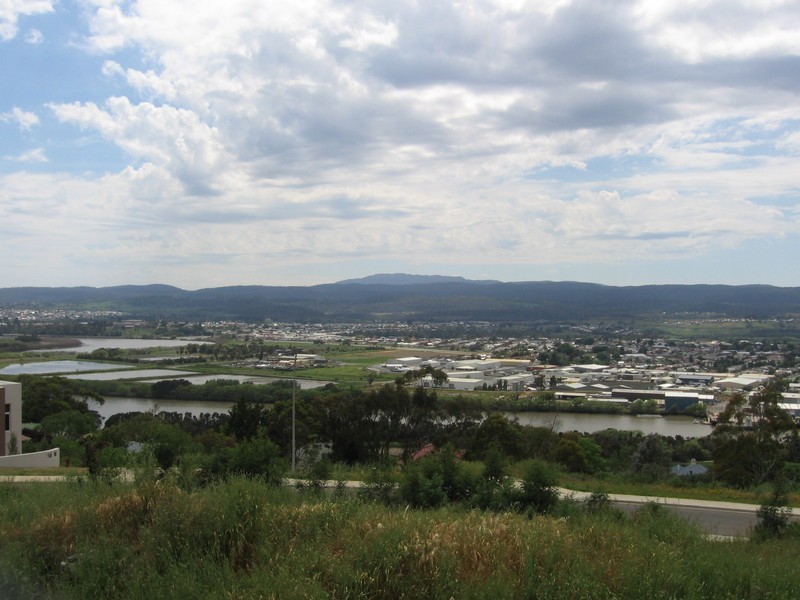 47 Floreat Crescent, Trevallyn TAS 7250
