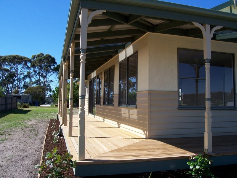 9 Heather Place, St Helens TAS 7216