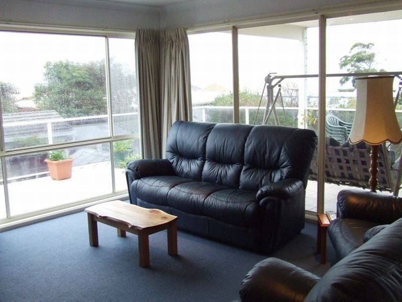 31 School Avenue, Newhaven VIC 3925