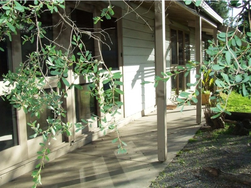 33 Park Road, San Remo VIC 3925