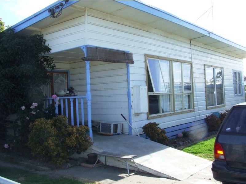 19 Edgar  Road, San Remo VIC 3925