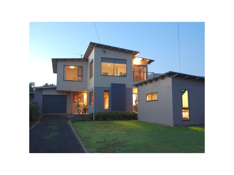 11  Beach Crescent, Newhaven VIC 3925