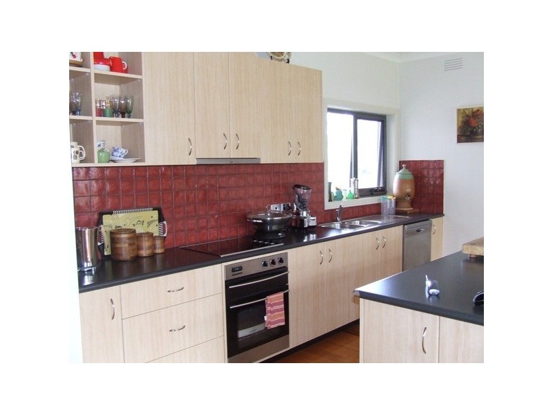 11  Beach Crescent, Newhaven VIC 3925