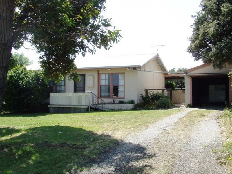 8 Surfers Drive, Cape Woolamai VIC 3925