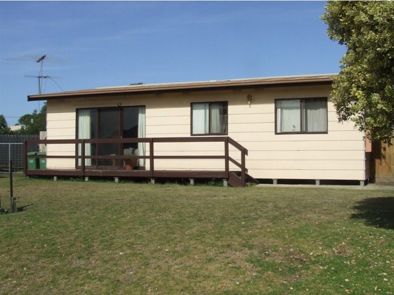 16 Second Avenue, Cape Woolamai VIC 3925