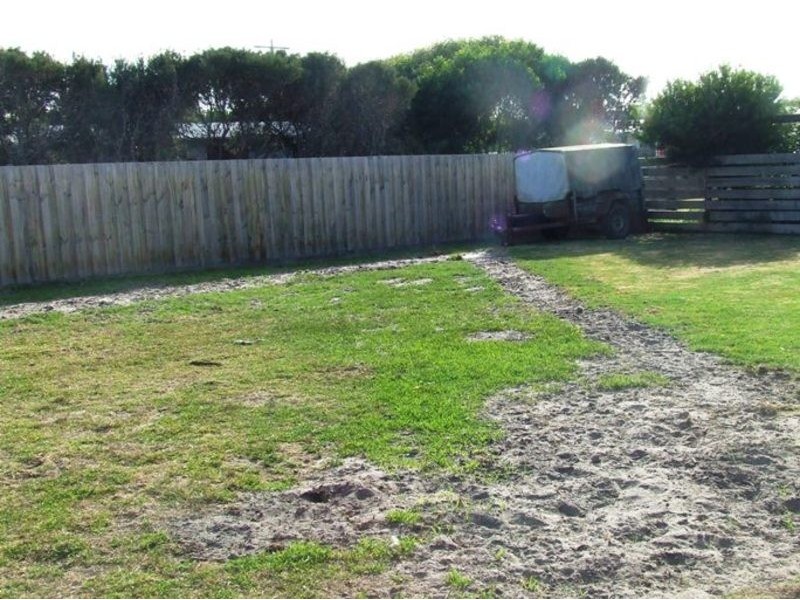 16 Second Avenue, Cape Woolamai VIC 3925