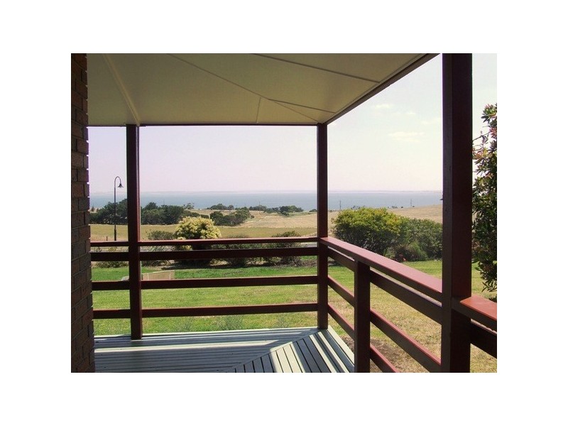 1/25-27 Small Court, San Remo VIC 3925