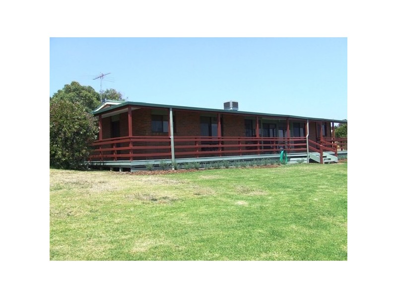 1/25-27 Small Court, San Remo VIC 3925
