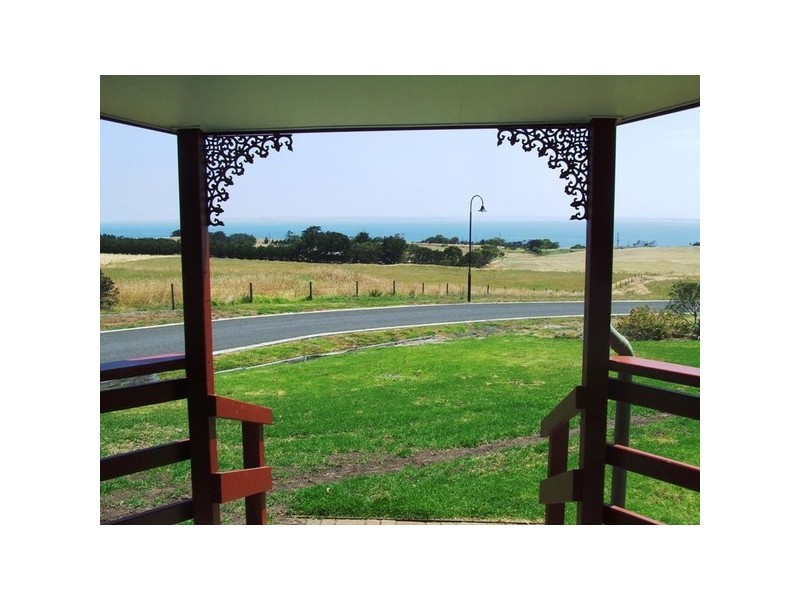 1/25-27 Small Court, San Remo VIC 3925
