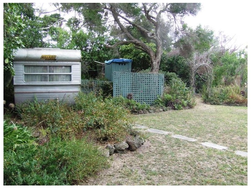 12 Hazelwood Road, San Remo VIC 3925