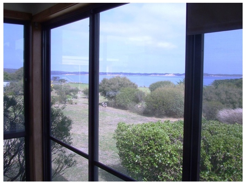 35 Ocean View Drive, San Remo VIC 3925