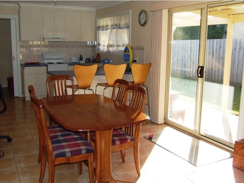 21 Edgar Road, San Remo VIC 3925
