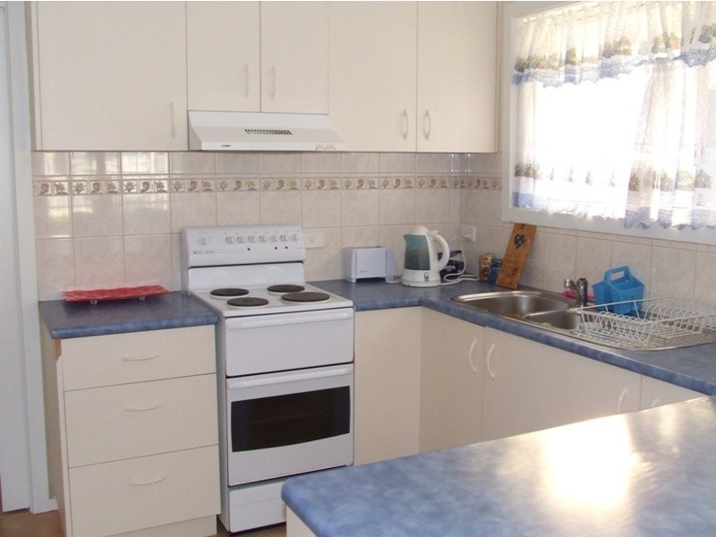 21 Edgar Road, San Remo VIC 3925
