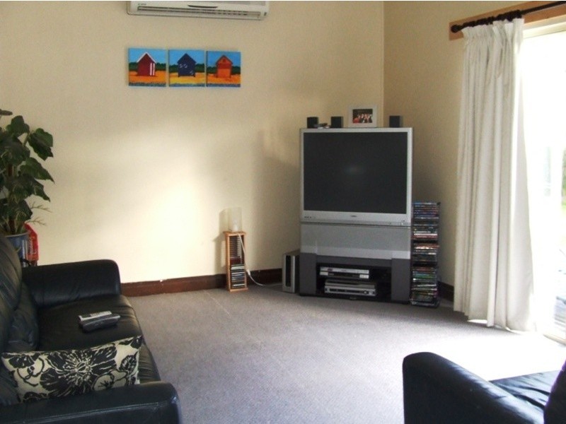 19 Woolamai Grove, San Remo VIC 3925