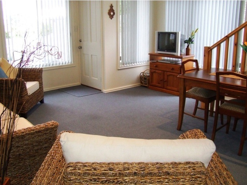 6/33-37 Genista Street, San Remo VIC 3925