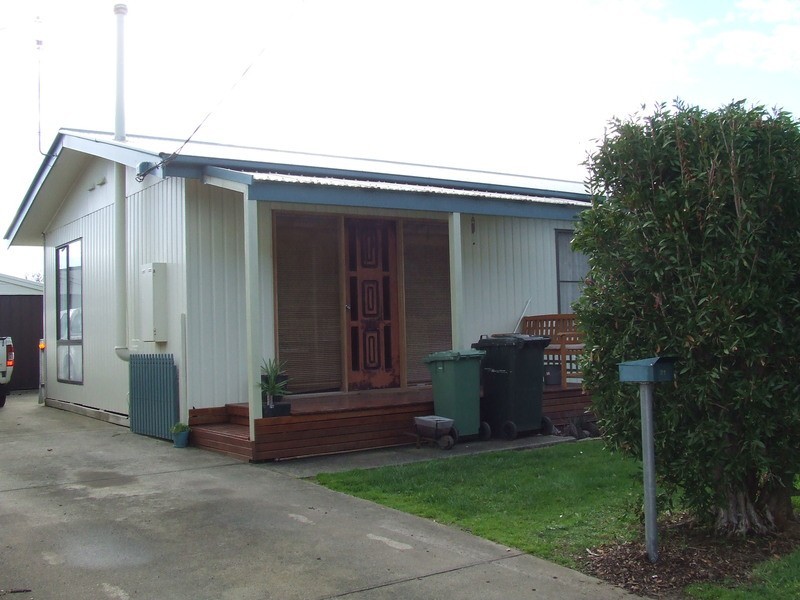 31 Phillip Island Road, Newhaven VIC 3925