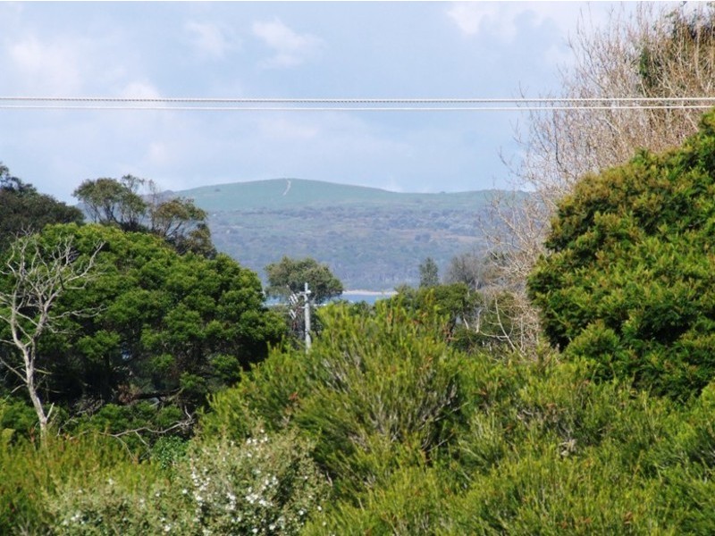 25 Phillip Island Road, Newhaven VIC 3925