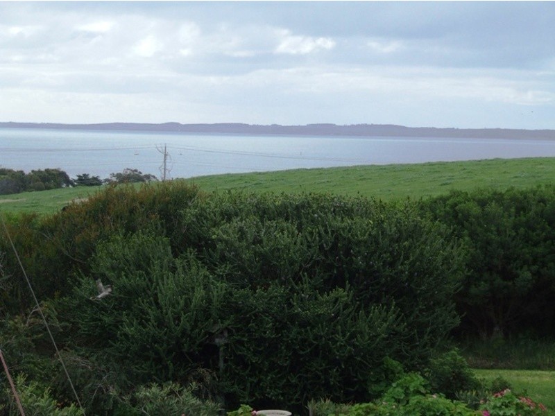 50 Potters Hill Road, San Remo VIC 3925