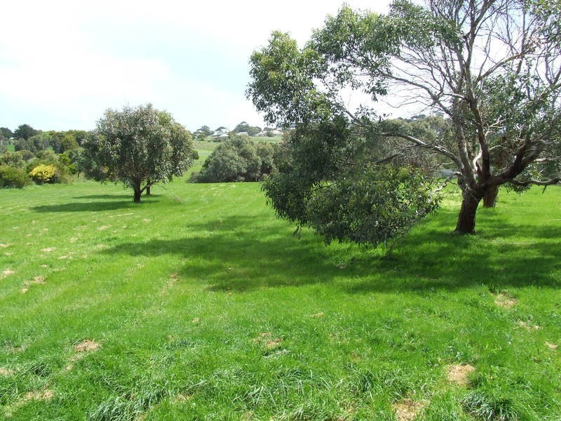 Lot 2/50 Potters Hill Road, San Remo VIC 3925