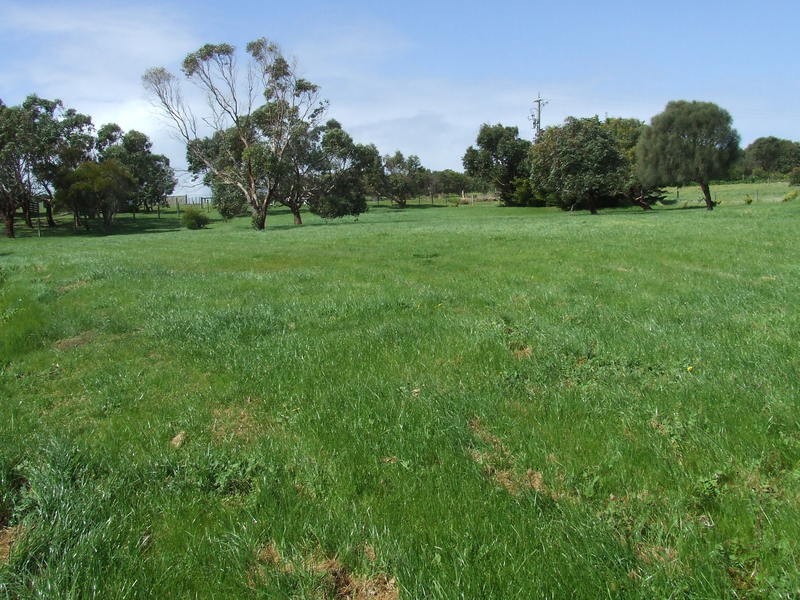 Lot 2/50 Potters Hill Road, San Remo VIC 3925