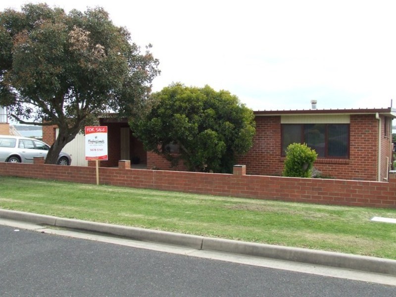 29 Ocean View Drive, San Remo VIC 3925