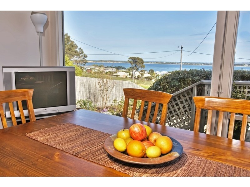 28 Panorama Drive, San Remo VIC 3925